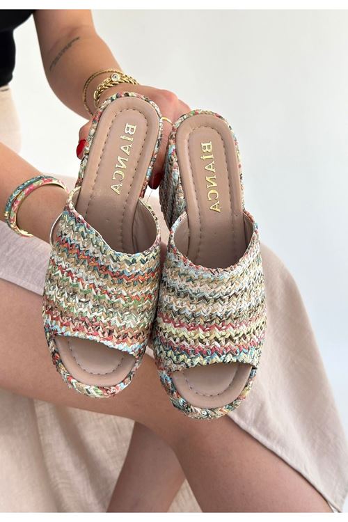 Tlay Kilim Desenli Dolgu Topuk Terlik