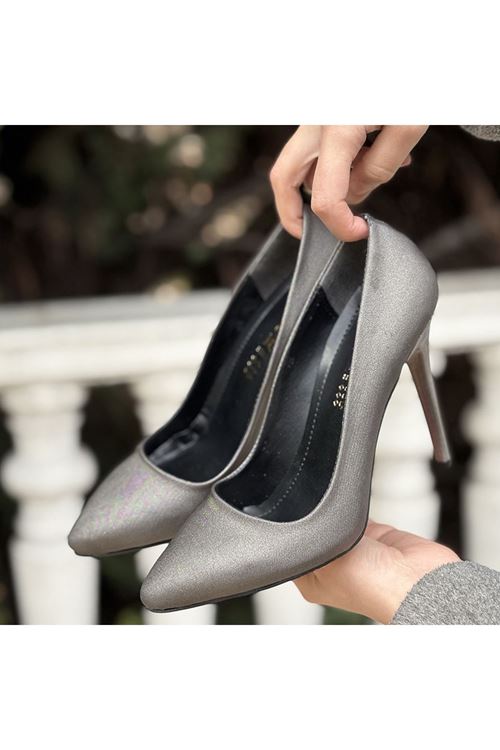 Hillar Platin Saten Stiletto Ayakkabı